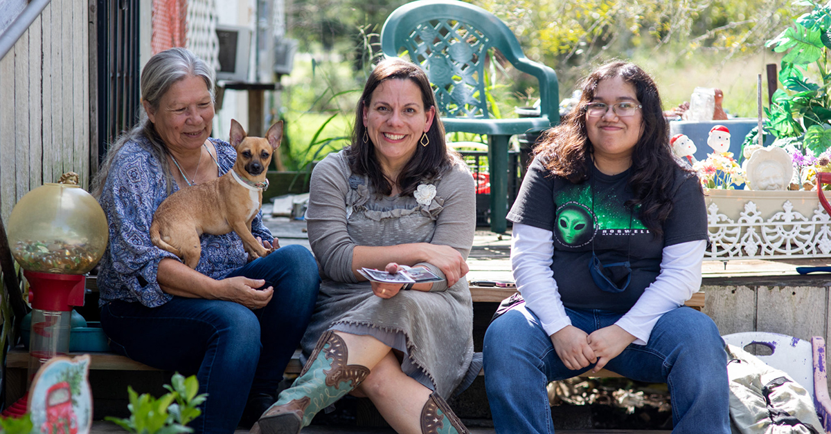 Portrait of Natalia Gómez Ramback and family