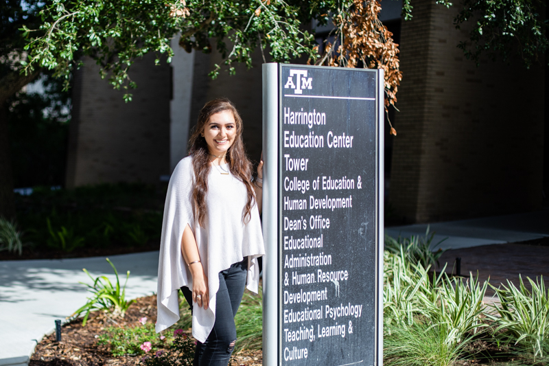 Anna is a sophomore at the School of Education, majoring in Special Education.