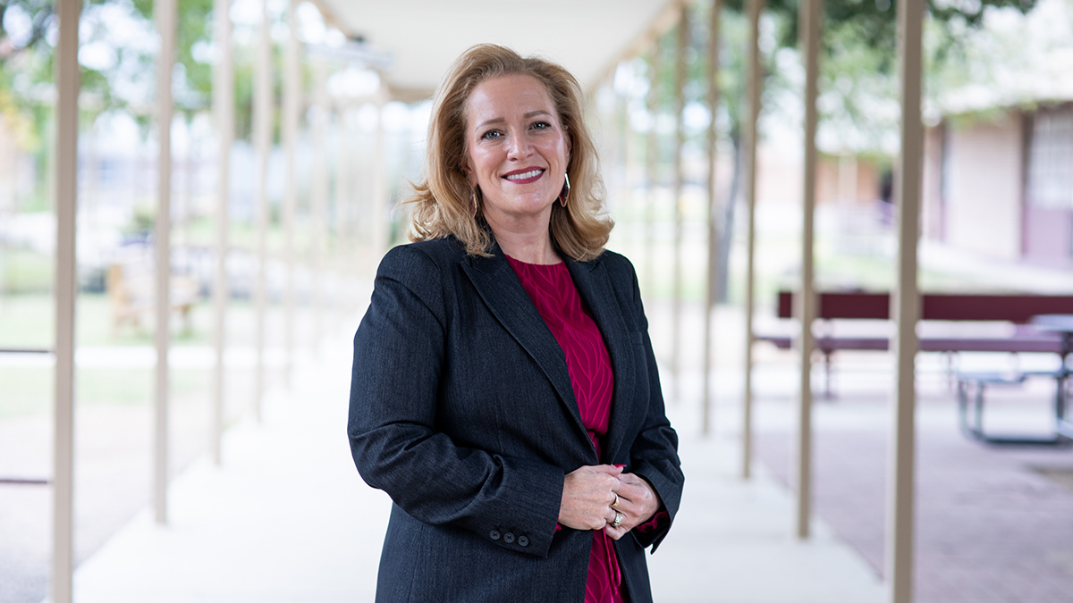 Portrait of Ashley Chohlis, Superintendent of Uvalde CISD